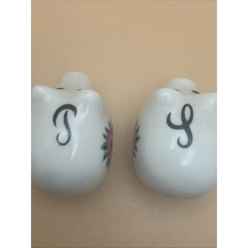 Vintage Pig Salt & Pepper‎ Shakers with Calligraphy Letters, Flowers.